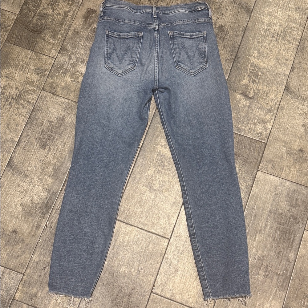 MOTHER The Fly Cut Stunner Ankle Fray Jeans - Picture 4 of 8